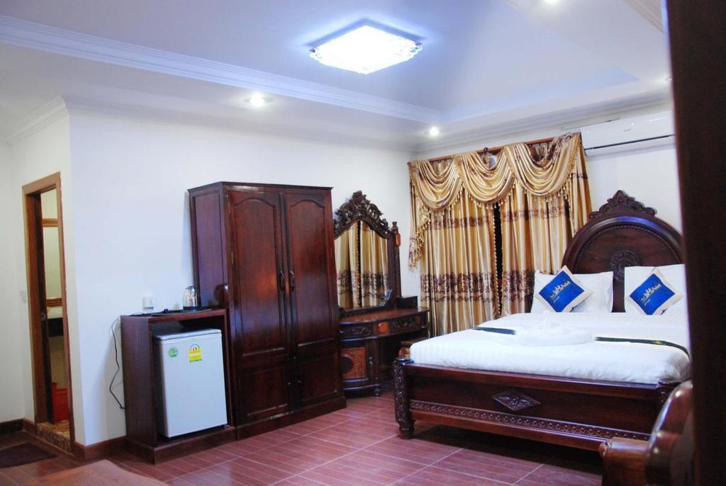 Emerald Bb Battambang Hotel Екстериор снимка