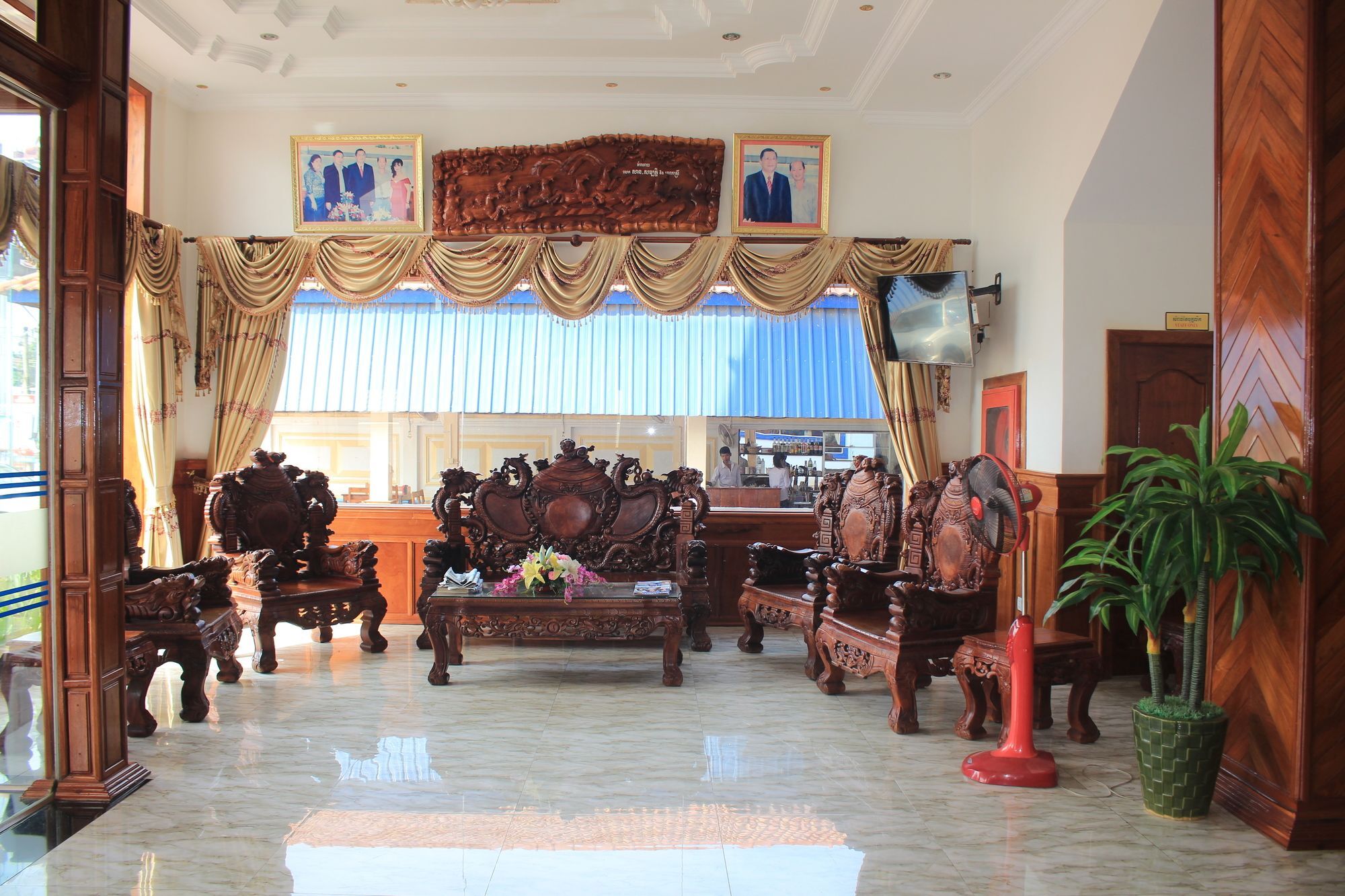 Emerald Bb Battambang Hotel Екстериор снимка
