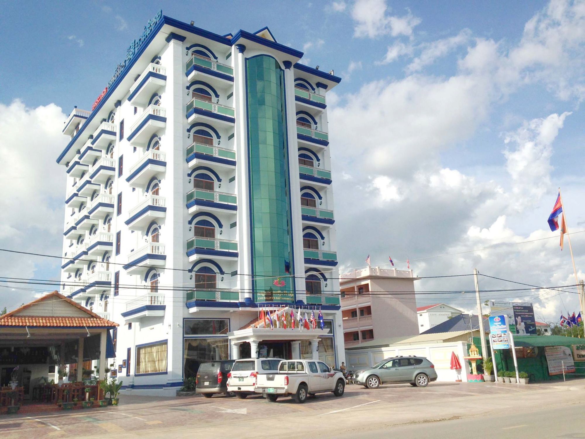 Emerald Bb Battambang Hotel Екстериор снимка